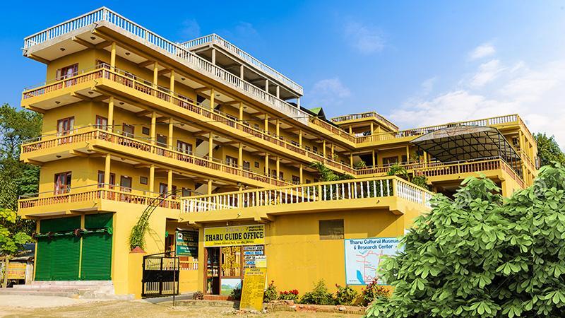 Hotel Nature Heritage Chitwan Exterior foto